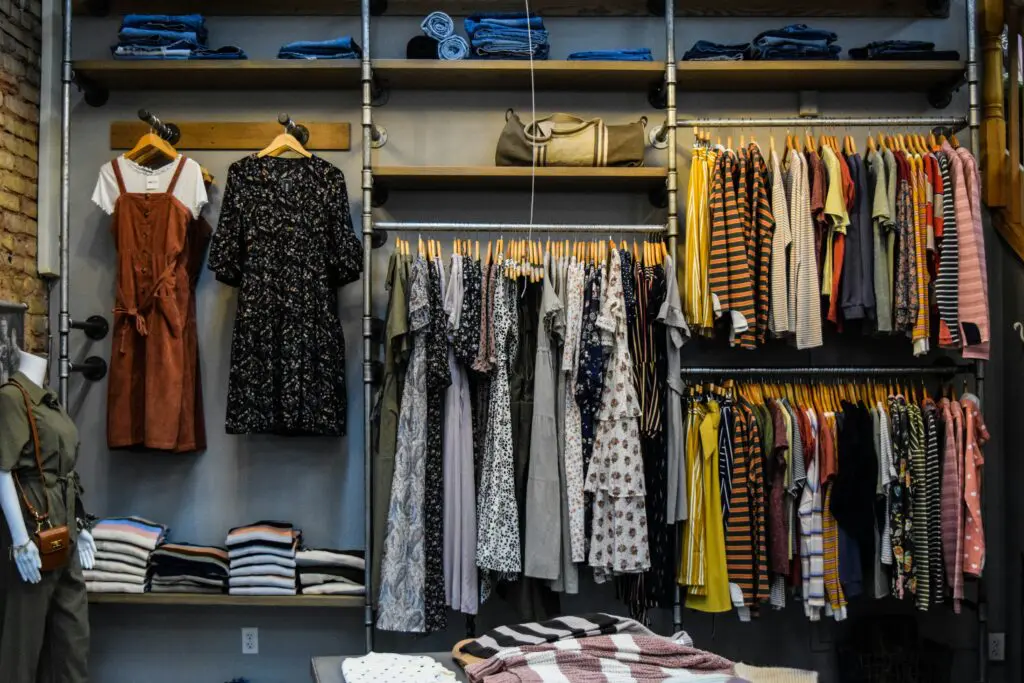 Managing Inventory Effectively: Why Gridded Inventory Beats Flat Inventory for Ecommerce Success
